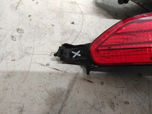 VW Touareg II 2 2010 Luz Traseira Esquerda Direita 7P6945702C image 3