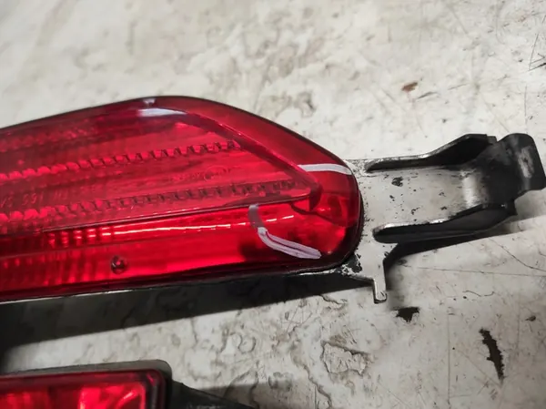 VW Touareg II 2 2010 Luz Traseira Esquerda Direita 7P6945702C image 4