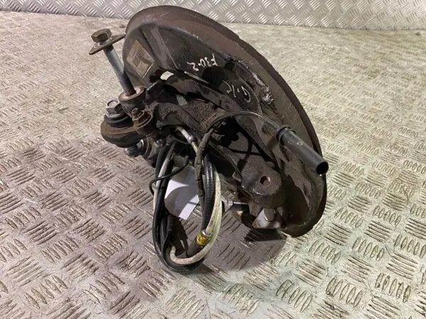 Manga de roda traseira BMW OEM UTO40913 - Usado image 3