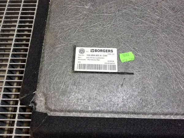 Tavaratilan matto Volkswagen ID.3 10A858855A image 7