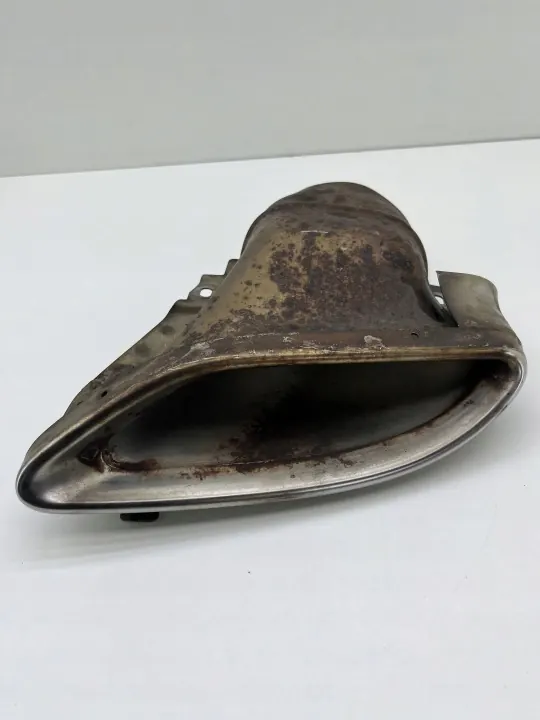 Mercedes W212 LCI linker uitlaatpunt OEM A2124902727 image 2