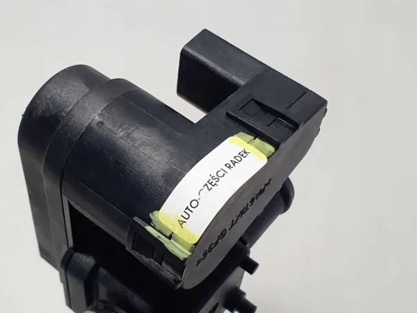 Koelvloeistof regelklep OEM 7N0819809D voor VW Sharan image 5