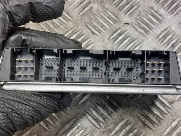 BMW E46 320I 2.0 Startkit OEM 1430268 image 3