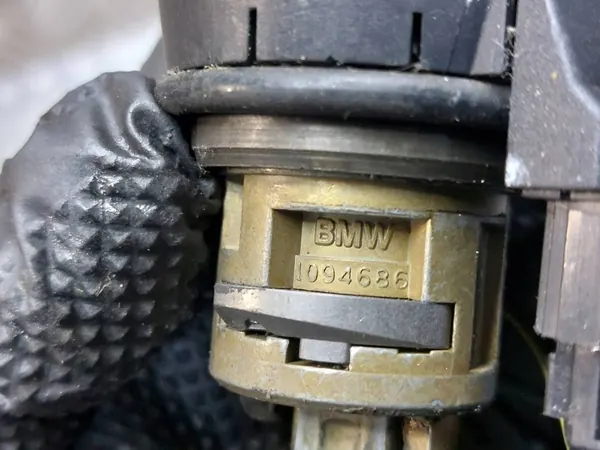 BMW E46 320I 2.0 Startkit OEM 1430268 image 6