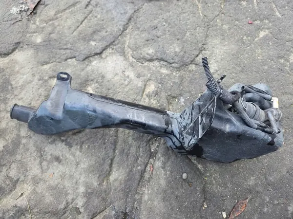 Opel Zafira B Pesuneste Säiliö 13145448 image 2