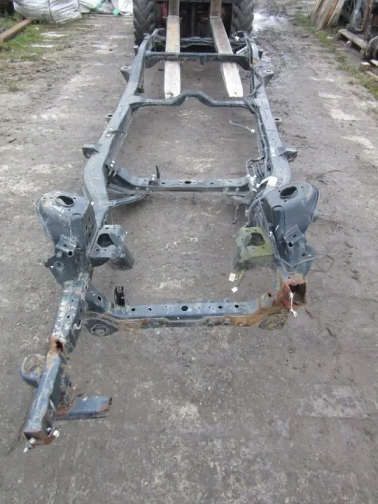 Chasis Isuzu D-Max II usado - Calidad OEM image 2
