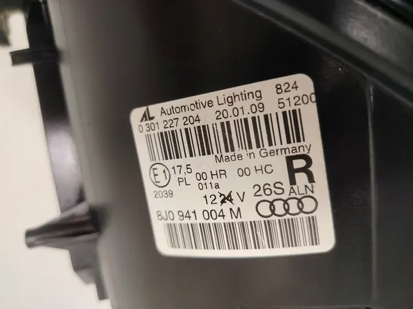 Audi TT 8J Faro Derecho OEM 8J0941004M image 3