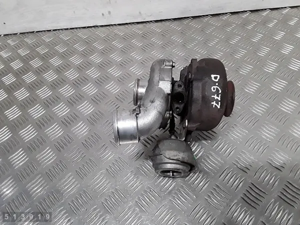 Turbo Alfa Romeo GT OEM 55191934 - 1.9L Diesel image 2