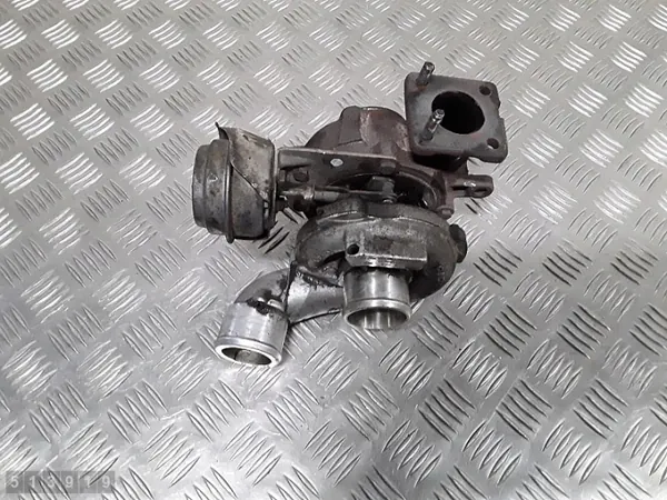 Turbo Alfa Romeo GT OEM 55191934 - 1.9L Diesel image 6