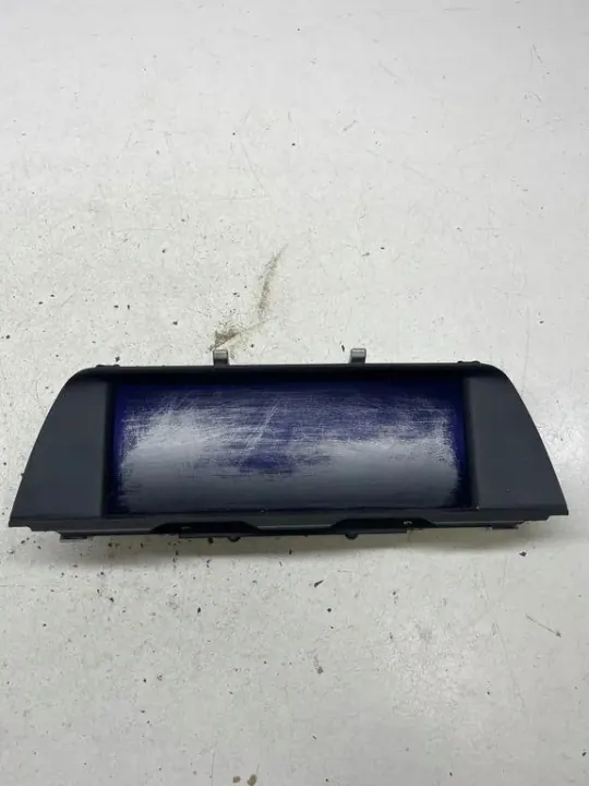 BMW 5 F10 Navigationsbildschirm OEM 9266385 - Gebraucht image 2