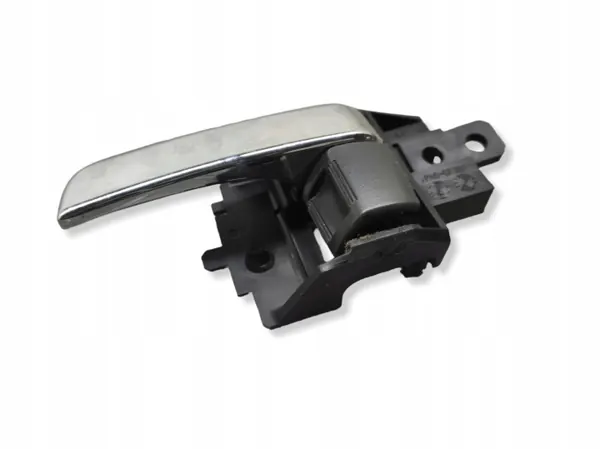 Inredningshandtag fram vänster OEM BEN23373 image 3
