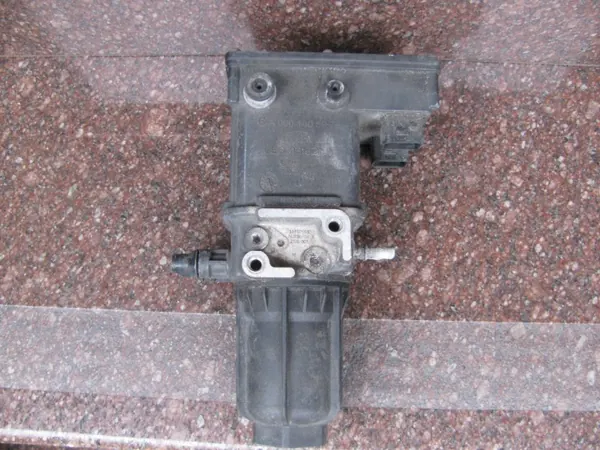 Mercedes AdBlue-Pumpe OEM A 116000 - Gebraucht image 2