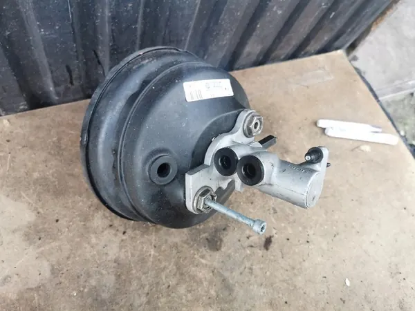 Rembekrachtiger Audi A6 C5 1997-2001 image 2