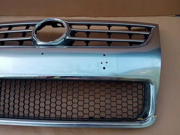 VW Touareg Grill Front 2007-2010 OEM 7L6853651K image 4
