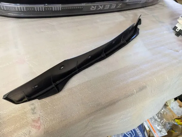 Tesla Model X 2017 Left Front Door Trim image 5