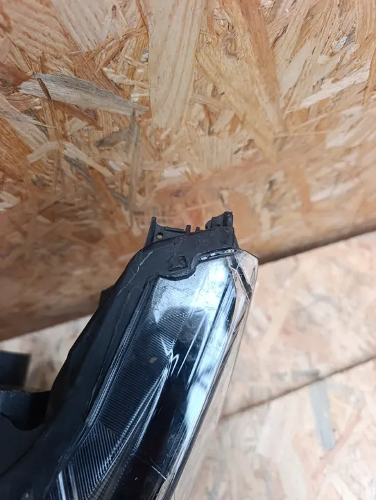 Farol esquerdo Nissan Qashqai II J11 image 2