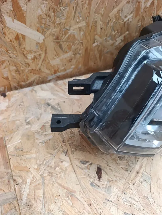 Farol esquerdo Nissan Qashqai II J11 image 4