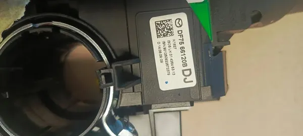 Bedieningsschakelaars Mazda 2 2009 DF7566120BDJ image 3