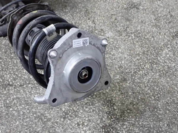 OEM 1EE412021BS Oikea ohjausnivel puristimella image 3