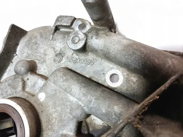 Olje pump 1.4 16v T-Jet Fiat image 2