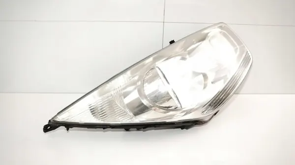 OEM YRM75 oikea etuvalo Kia Vengalle 09-14 image 4