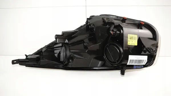 OEM YRM75 oikea etuvalo Kia Vengalle 09-14 image 9