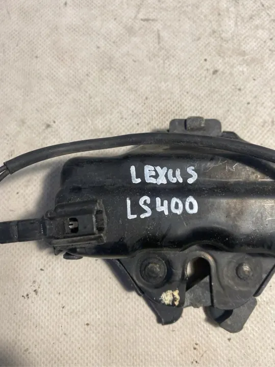 Verrou de capot Lexus LS 4 OEM SKU10993 (2006-2009) image 4