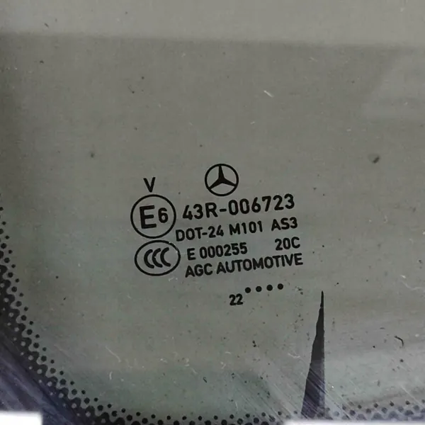 Ventana Trasera Izquierda Usada OEM A2436702700 Mercedes image 3