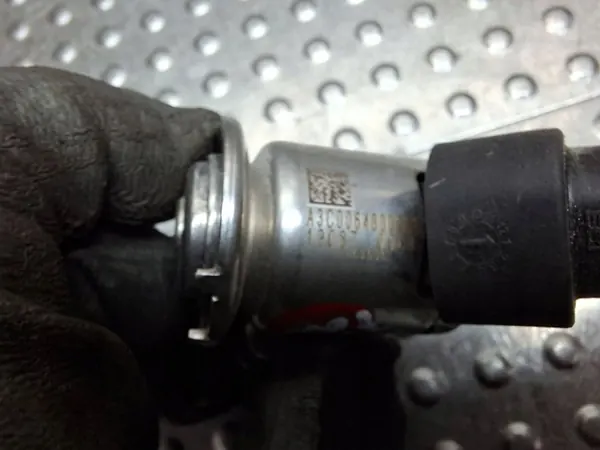 AdBlue-injector OEM S26279720 voor Renault Trafic III image 4
