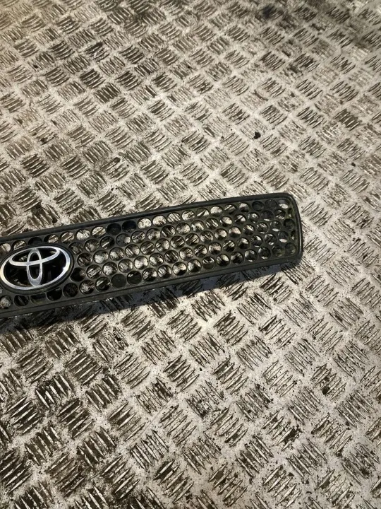 Toyota RAV4 XA10 1997 Frontstoßstange Lüftungsgitter OEM 5310142050 image 3
