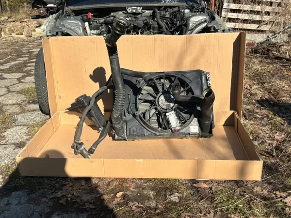 BMW Intercooler-sarja OEM 130303941gc2 N47-moottorille image 3