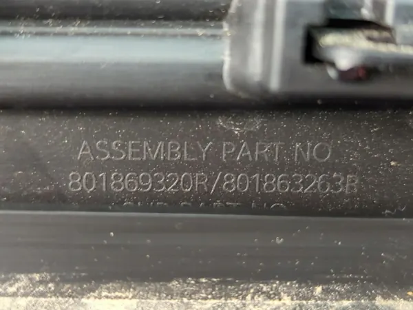 Moulure Porte Avant Droit OEM 801869320Re image 5