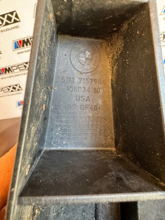 Fram Höger Skärm Fäste BMW X5 E70 X6 E71 51657157984 image 3