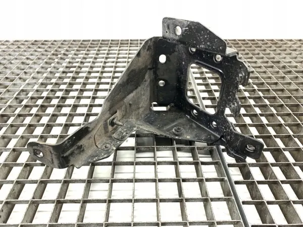 OEM 671B82395R Renault Arkana tankfäste image 2