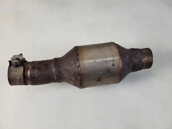 Catalisador usado OEM 8577085 para BMW 2.0d B47 image 2