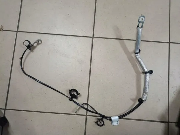 Câble de Masse Jeep Wrangler JL OEM 68378929AD image 2