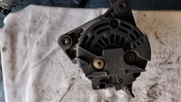 Generaattori Renault Megane Scenic II Clio III 1.5 DCI image 3