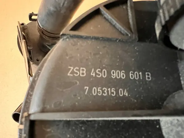 Audi R8 4S sekundärluftpump OEM 4S0906601B image 3