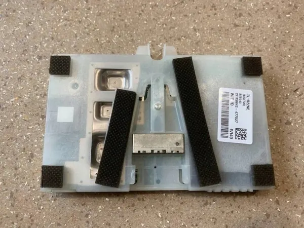BMW GPS-antenni OEM 5A79303 2-sarja G42 image 9