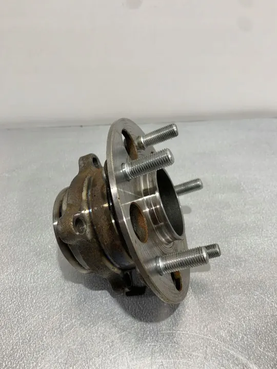 Honda CR-V Hinterradnabe OEM FBZ19323 image 2