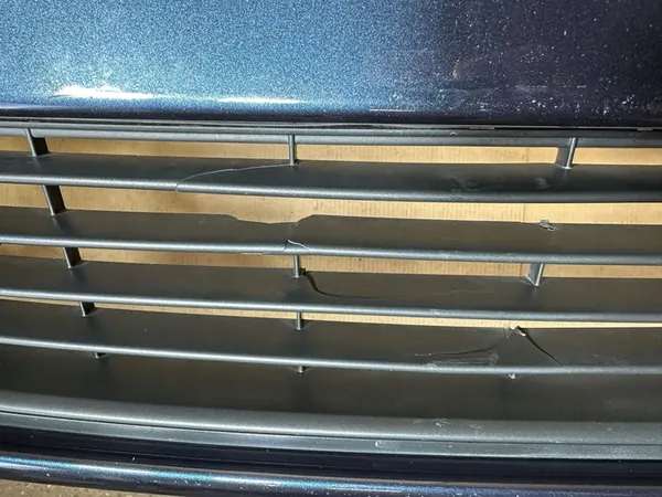 Paraurti anteriore VW Golf VI Plus OE 5M0807221N image 5