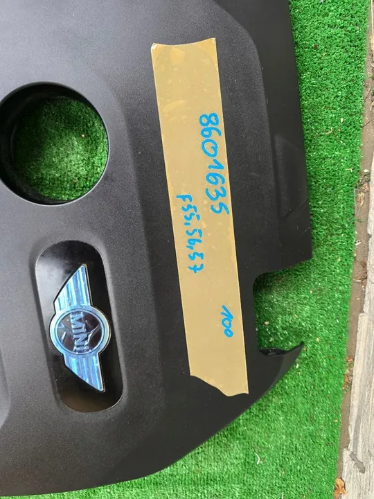 Moottorin kansi MINI F55 F56 F57 8601635 image 2