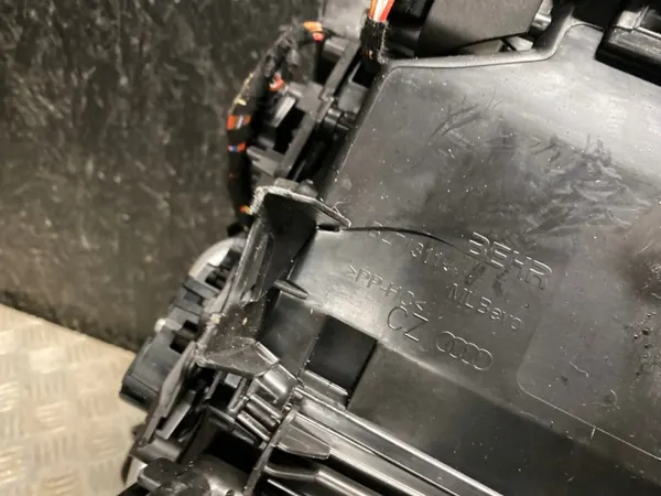 Gebläsegehäuse Audi Q8 e-tron OEM 4K1820005AK Gebraucht image 4