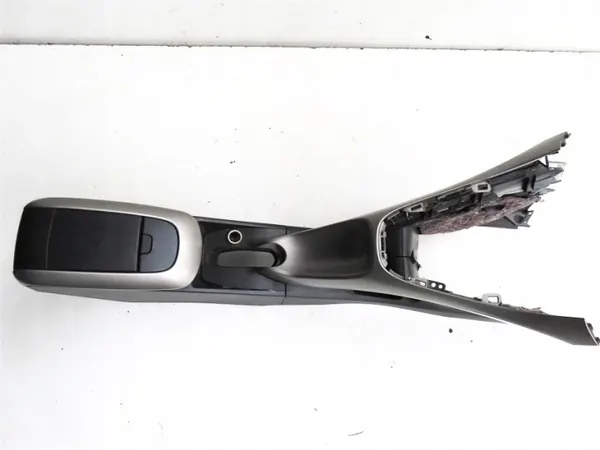 Accoudoir Toyota OE OEM 58911-02180 - État Utilisé image 3