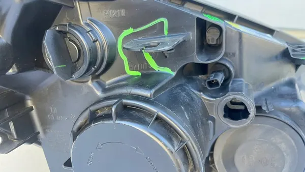 NISSAN QASHQAI J10 LIFT VASEN AJOVALO 26060BR00B image 8