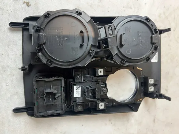 Mittentunnelframe Ford Kuga MK3 2022- OEM image 3