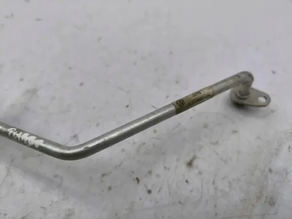 Audi Q2 2022 Turbooljeledning OEM 05E145140J image 3