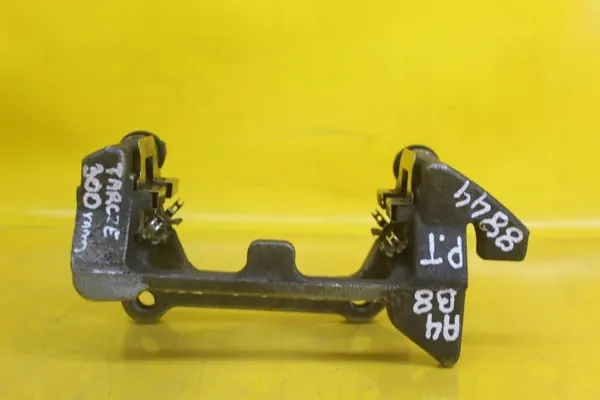 Support de serrage OEM 0822C droit arrière Audi A4 B8 image 10