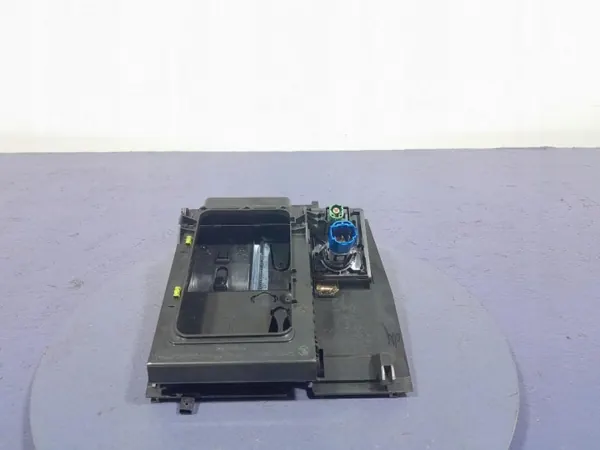 Cenicero Skoda Superb III Compartimento OEM 3V1863071F image 5