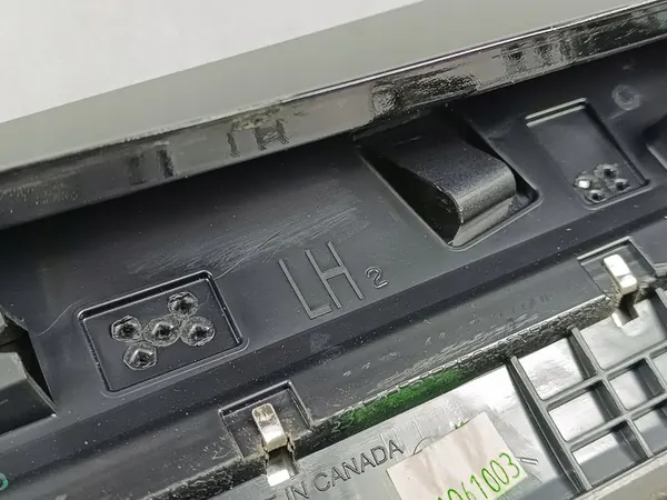 2022 Jeep Grand Cherokee WL Side Window Trim FOB42607 image 8